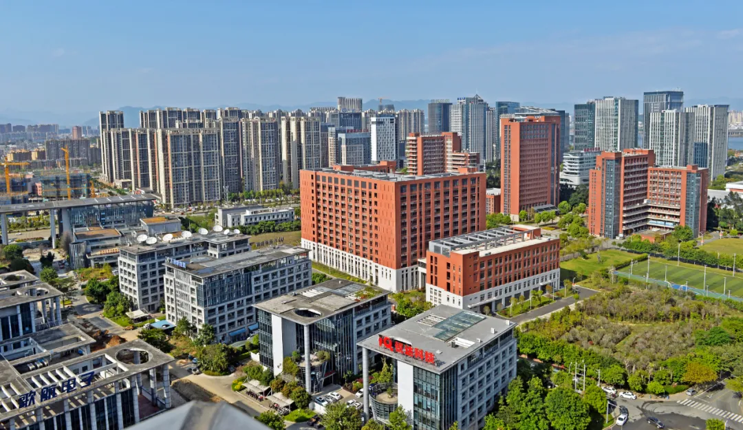 《福州日报》专访!高新区党工委书记魏邦仲:落实强省会战略,全力打造国家级区域创新中心