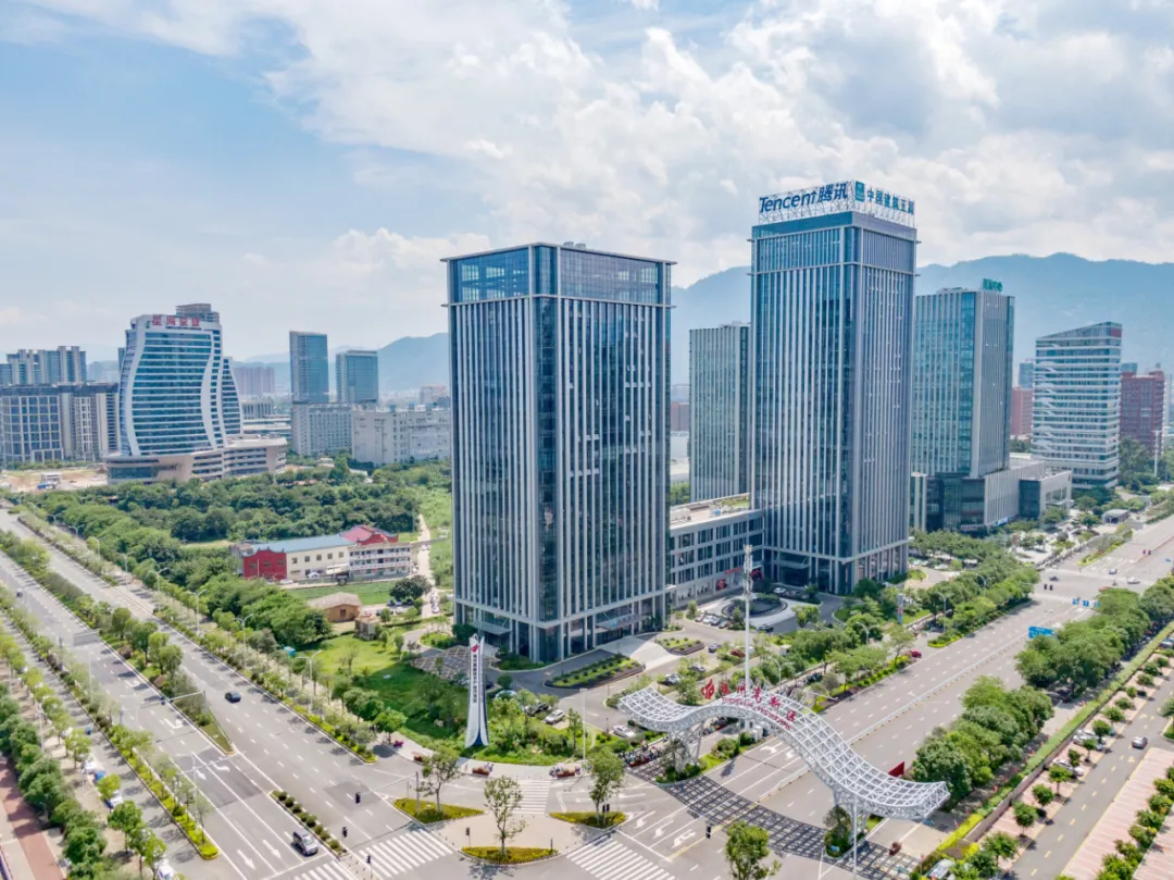 《福州日报》专访!高新区党工委书记魏邦仲:落实强省会战略,全力打造国家级区域创新中心